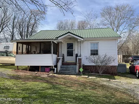 115 Oakdale St, Maryville, TN 37801