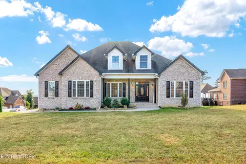 170 Britts Dr, Lenoir City, TN 37772