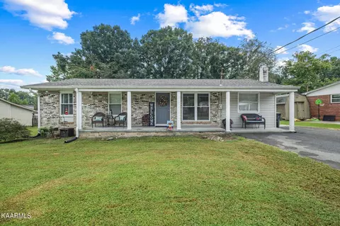 829 Alma Ln, Kingston, TN 37763