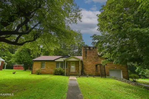 207 Kelsay Dr, Kingston, TN 37763