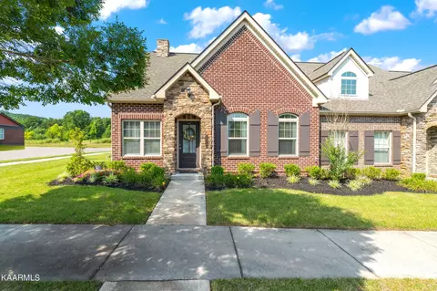 114 Groves Park Blvd E, Oak Ridge, TN 37830
