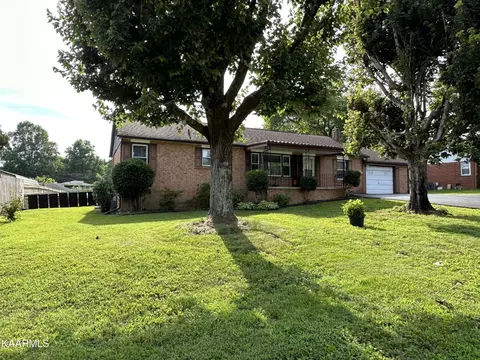 104 Willowbrook Drive Dr, Kingston, TN 37763