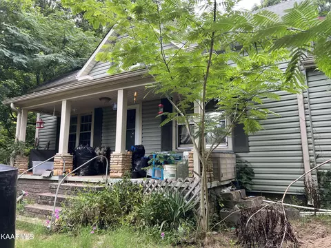 768 Old Johnston Valley Rd, Kingston, TN 37763