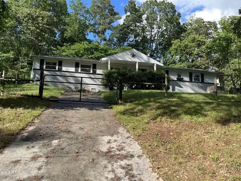 633 Hathburn Dr, Rockwood, TN 37854