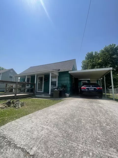 205 N Front St, Rockwood, TN 37854
