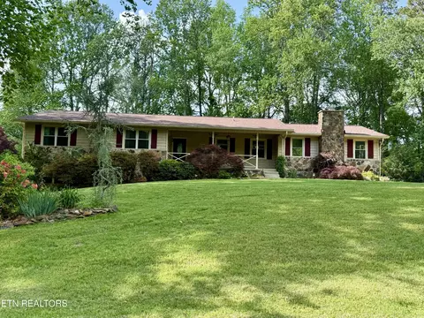 161 Azalea Cir, Harriman, TN 37748