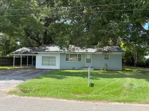 220 S Branch St, Alamo, TN 38001