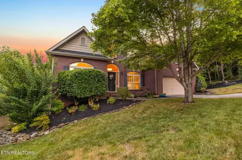 10707 Modesto Ln, Knoxville, TN 37934