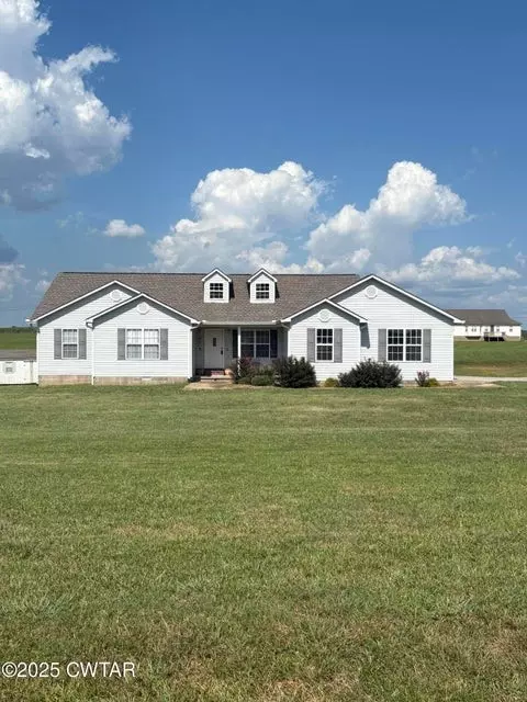 36 Saxony Way, Lexington, TN 38351