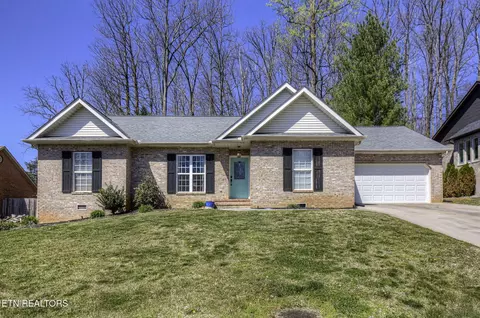 4823 Garfield Terrace Dr, Knoxville, TN 37938