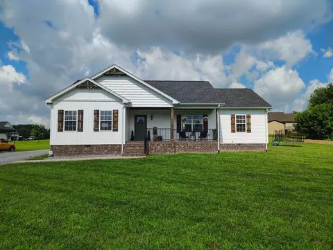 177 Lauren Ln, Westmoreland, TN 37186