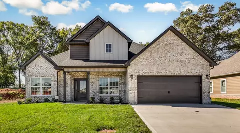 954 Vendue Ave, Clarksville, TN 37042