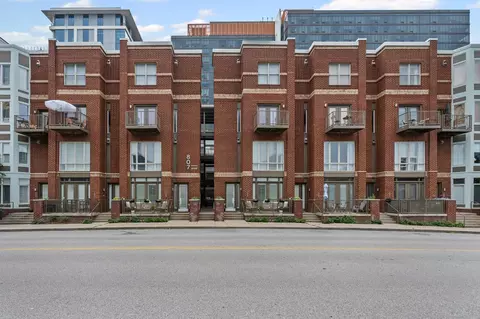807 18th Ave S #301, Nashville, TN 37203
