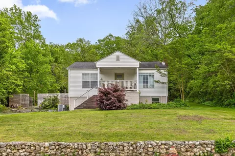 1213 Springview Dr, Chattanooga, TN 37421