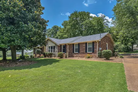 5052 Marc Dr, Nashville, TN 37211