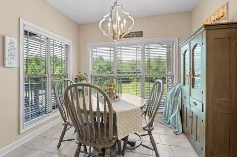 Dining - 1372 Tidwell Switch Rd, Dickson, TN 37055 photo 2 of 2