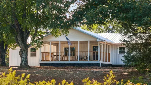 224 Red Pond Rd, Sweetwater, TN 37874