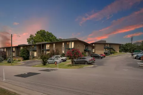 555 N Dupont Ave #E98, Madison, TN 37115