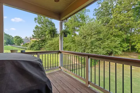 Exterior - 2956 Reflection Ln, Ooltewah, TN 37363 photo 11 of 25