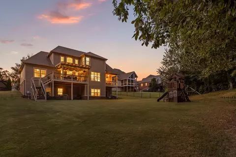 Exterior - 2956 Reflection Ln, Ooltewah, TN 37363 photo 3 of 25