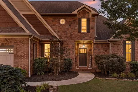 Exterior - 2956 Reflection Ln, Ooltewah, TN 37363 photo 6 of 25