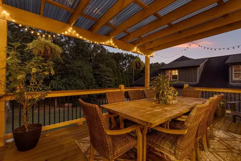 Exterior - 2956 Reflection Ln, Ooltewah, TN 37363 photo 8 of 25