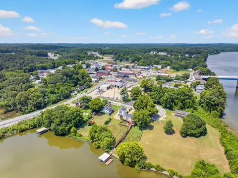 View/Area - 108 Petty St, Dover, TN 37058 photo 4 of 14