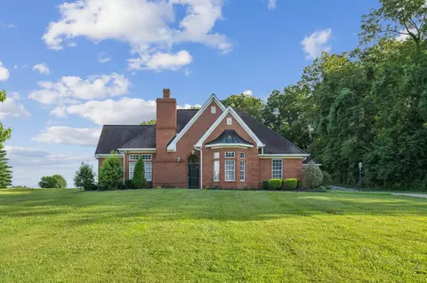 475 Thoroughbred Ln, Hartsville, TN 37074