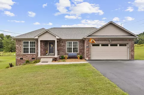 1659 Wellington Dr, Columbia, TN 38401