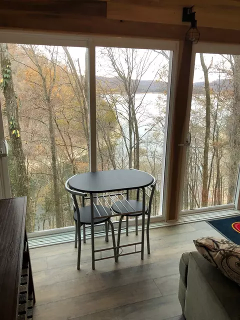 1490 Ford Rd, Baxter, TN 38544