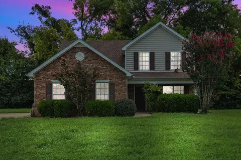 1541 Teresa Ln, Murfreesboro, TN 37128