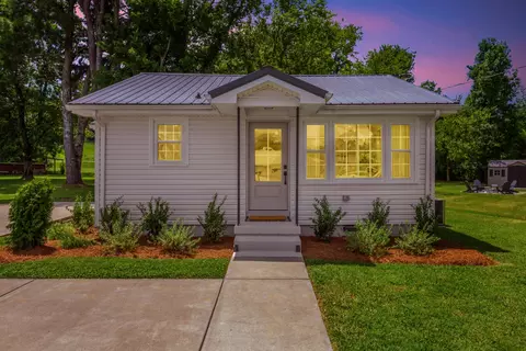 6705 Eudailey Covington Rd, College Grove, TN 37046