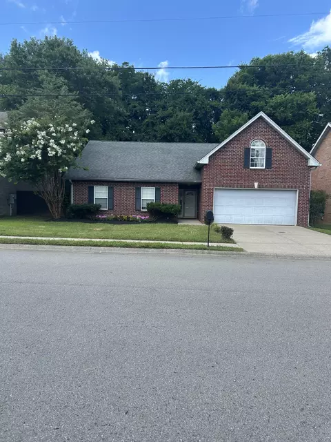 7132 Somerset Farms Dr, Nashville, TN 37221