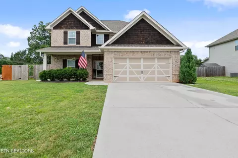 1310 Mary Katherine Dr, Maryville, TN 37804
