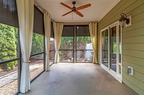 Exterior - 2827 Kellner Dr, Murfreesboro, TN 37128 photo 5 of 7
