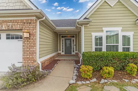 Exterior - 2827 Kellner Dr, Murfreesboro, TN 37128 photo 4 of 7