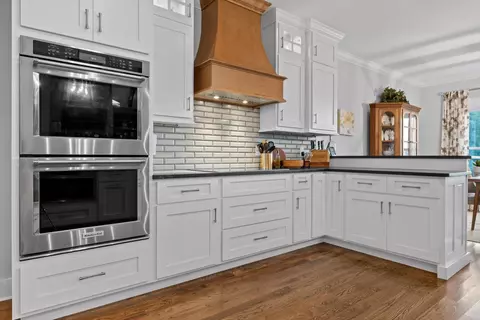 Kitchen - 103 Turkey Trl, Dunlap, TN 37327 photo 10 of 11