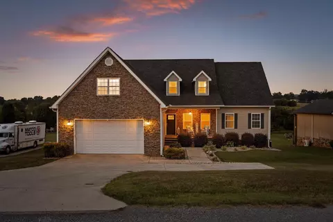 190 Riverbend Dr, Dayton, TN 37321