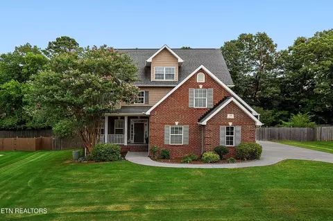 416 Rockwell Farm Ln, Knoxville, TN 37934