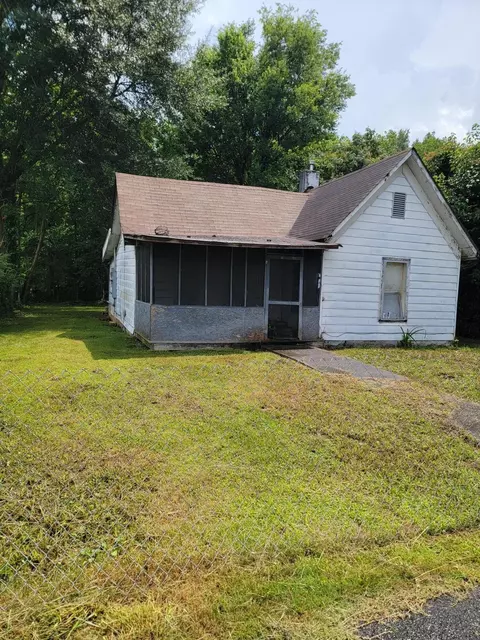 448 Idaho Ave, Dayton, TN 37321