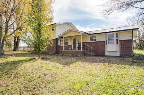 9233 N Ga Hwy 301, Trenton, GA 30752