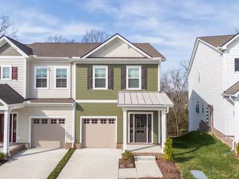 1091 Sweetleaf Dr, Franklin, TN 37064