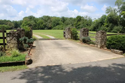 Other - 200 Primrose Ln, Morrison, TN 37357 photo 1 of 17