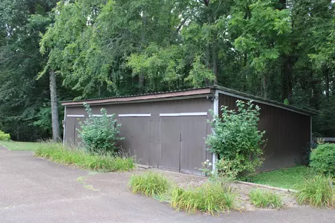 Exterior - 200 Primrose Ln, Morrison, TN 37357 photo 13 of 19