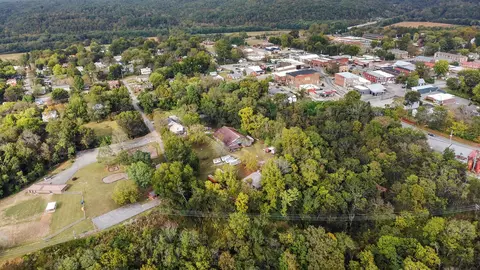 View/Area - 105 Webb St, Centerville, TN 37033 photo 8 of 22