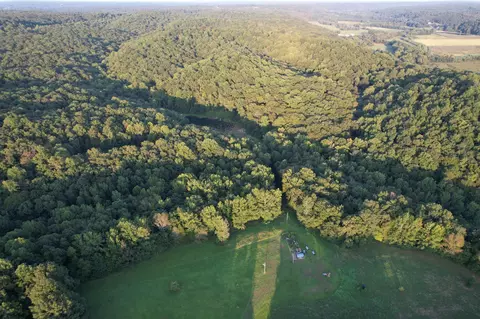 3840 E Beaverdam Rd, Centerville, TN 37033 photo 3