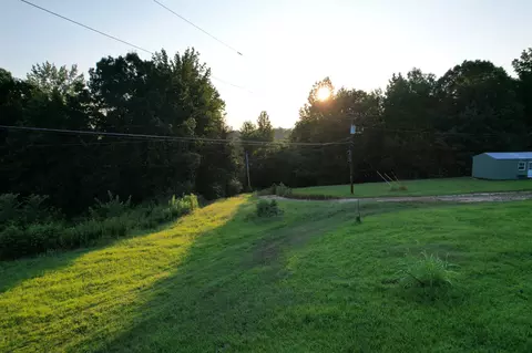 3840 E Beaverdam Rd, Centerville, TN 37033 photo 6