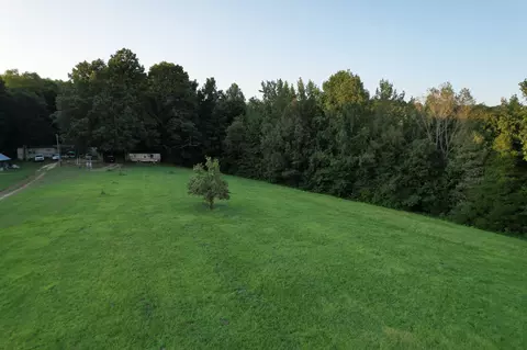 3840 E Beaverdam Rd, Centerville, TN 37033 photo 8