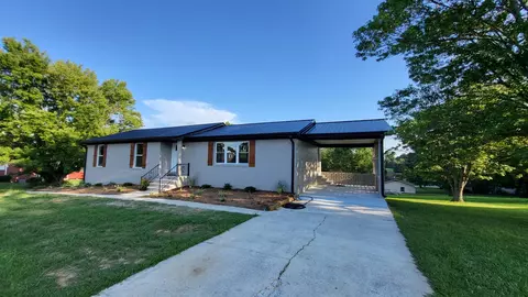 95 Cumberland Dr, Mcminnville, TN 37110