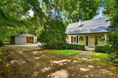 1570 Wolf Creek Rd, Silver Point, TN 38582